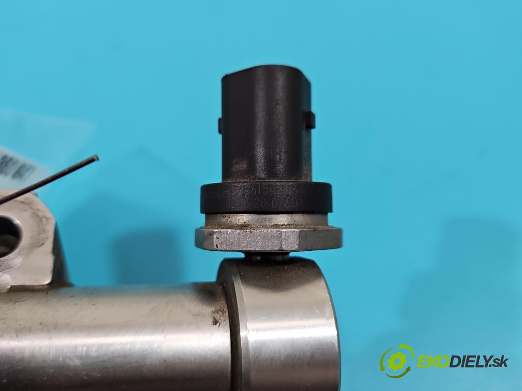 Land rover Discovery Sport 2014-2019 L550 2.0 T 241KM automatic 177 kW 1999 cm3 5- lišta vstrekovacia 0261555115 (Vstrekovacie lišty)