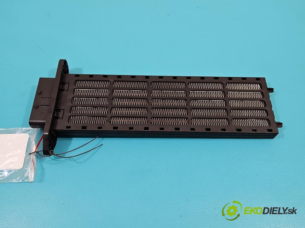 Nissan Juke I 2010-2019 1.2 T 116 hp manual 85 kW 1197 cm3 5- radiátor A30105B38010 (Radiátory topení)