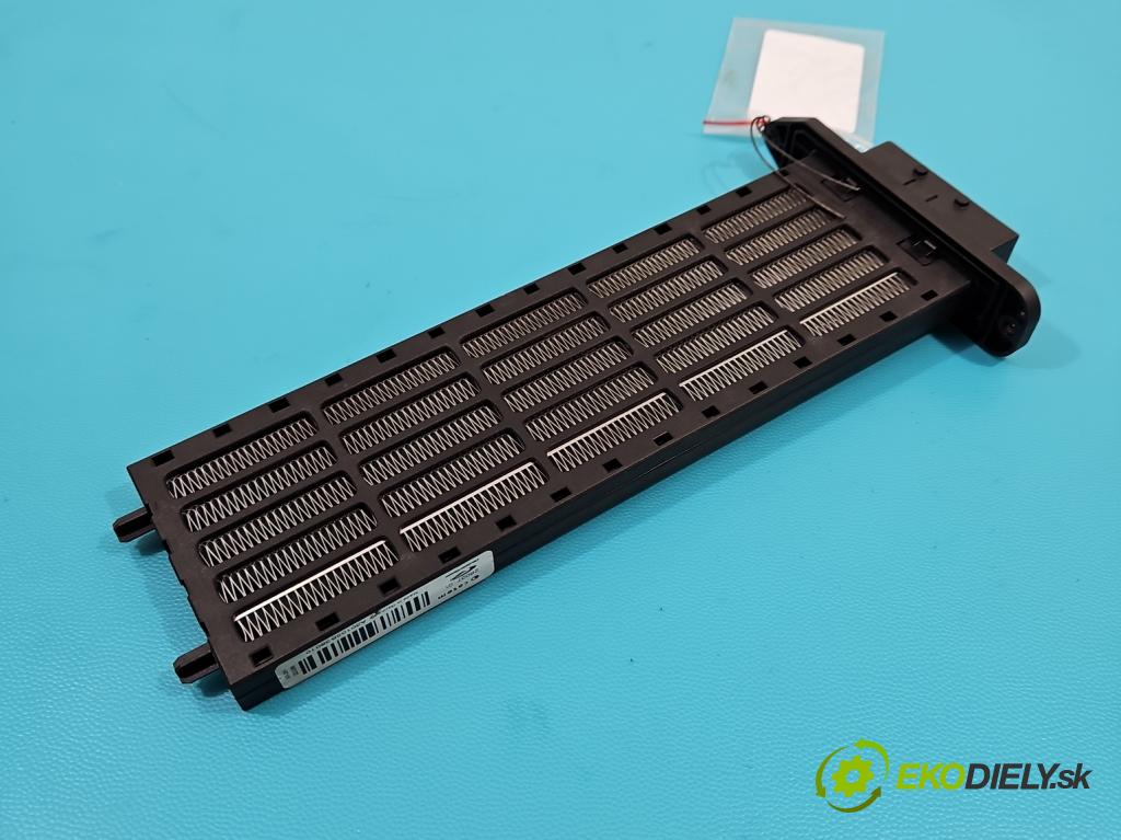 Nissan Juke I 2010-2019 1.2 T 116 hp manual 85 kW 1197 cm3 5- radiátor A30105B38010 (Radiátory topení)