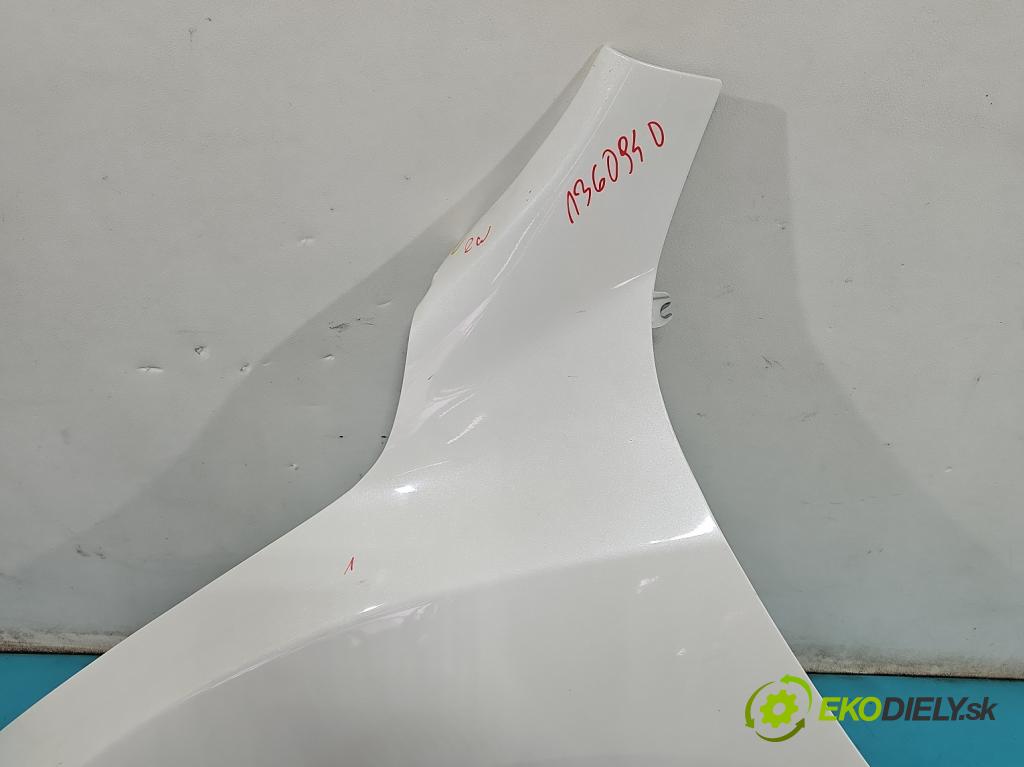 Nissan Juke I 2010-2019 1.2 T 116 hp manual 85 kW 1197 cm3 5- blatnik přední levý  (Predné ľavé)