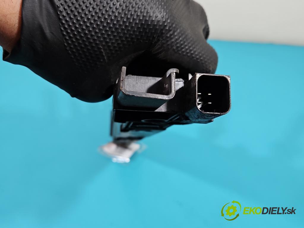 Citroen C5 I 2001-2008 1,8.0 16V 116 HP manual 85 kW 1749 cm3 5- cievka zapaľovacia  (Zapaľovacie cievky, moduly)