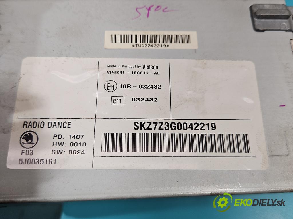 Skoda Roomster 1.4 tdi 69KM manual 51 kW 1422 cm3 5- Radio originál 5J0035161