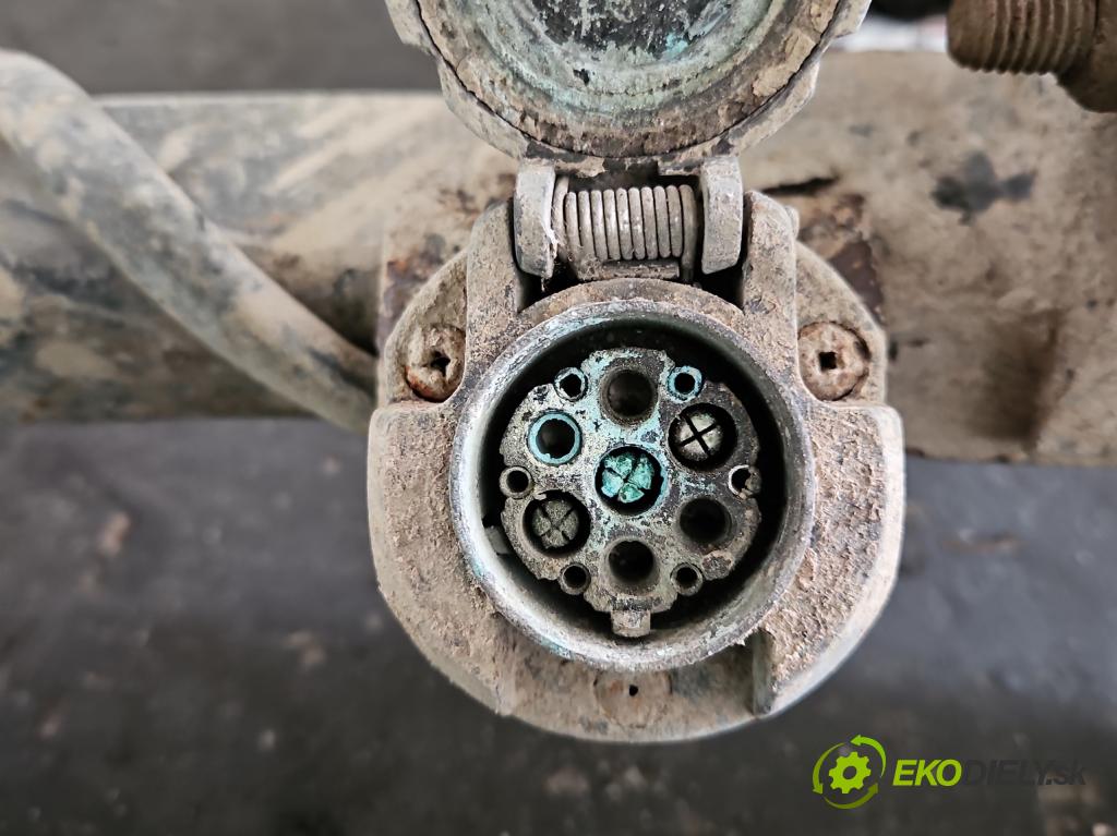 Renault Espace IV 2003-2014 2.0 T 163 hp manual 120 kW 1998 cm3 5- oko tažné  (Tažná zařízení)