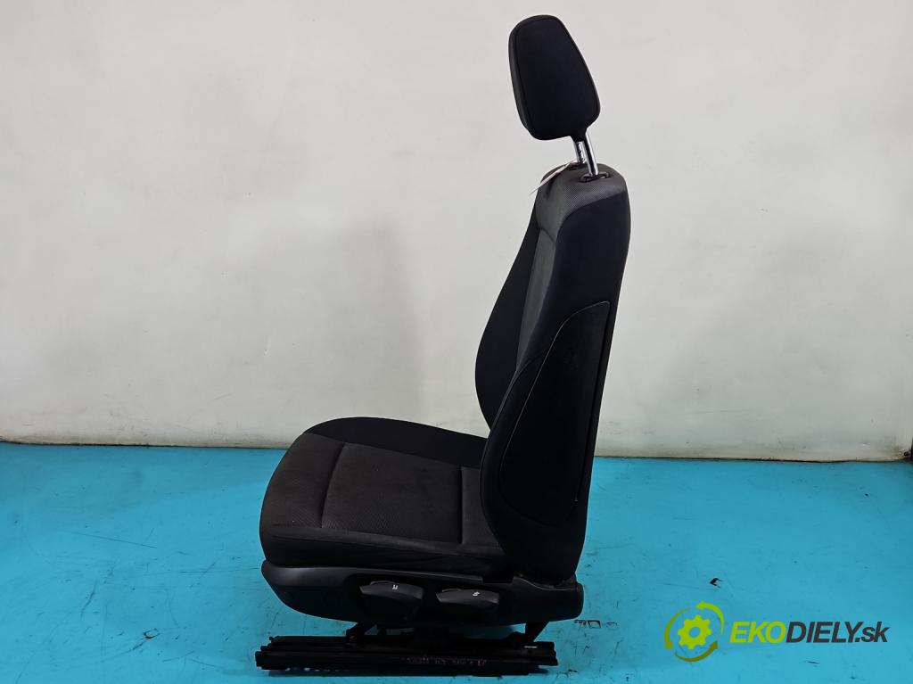 Bmw 1 E87 2004-2011 1.6 116 HP manual 85 kW 1596 cm3 5- Sedačka ľavý  (Sedačky, sedadlá)