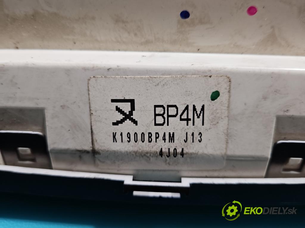 Mazda 3 I BK 2003-2009 1.6 16V 105 HP manual 77 kW 1598 cm3 5- panel kúrenia K1900BP4M
