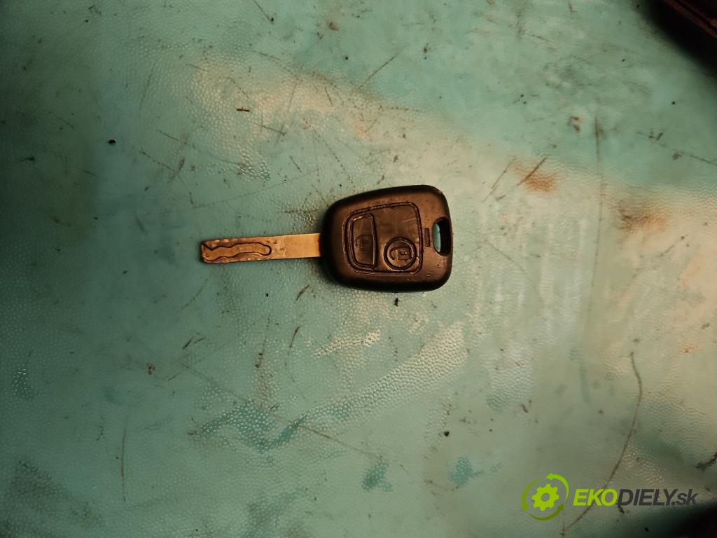 Peugeot 307 2.0 hdi 107 HP manual 79 kW 1997 cm3 5- Spínačka (Spínacie skrinky a kľúče)