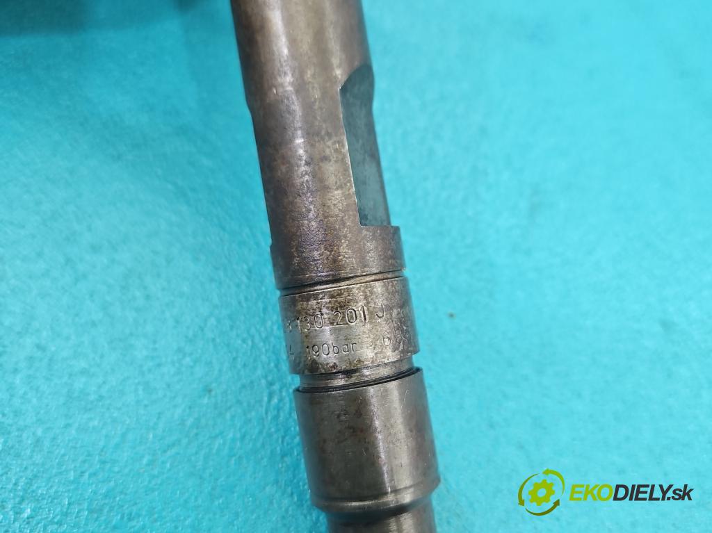 Audi A4 B5 1994-2001 1.9 tdi 90 HP manual 66 kW 1896 cm3 4- vstrek 028130201J (Vstrekovač paliva)