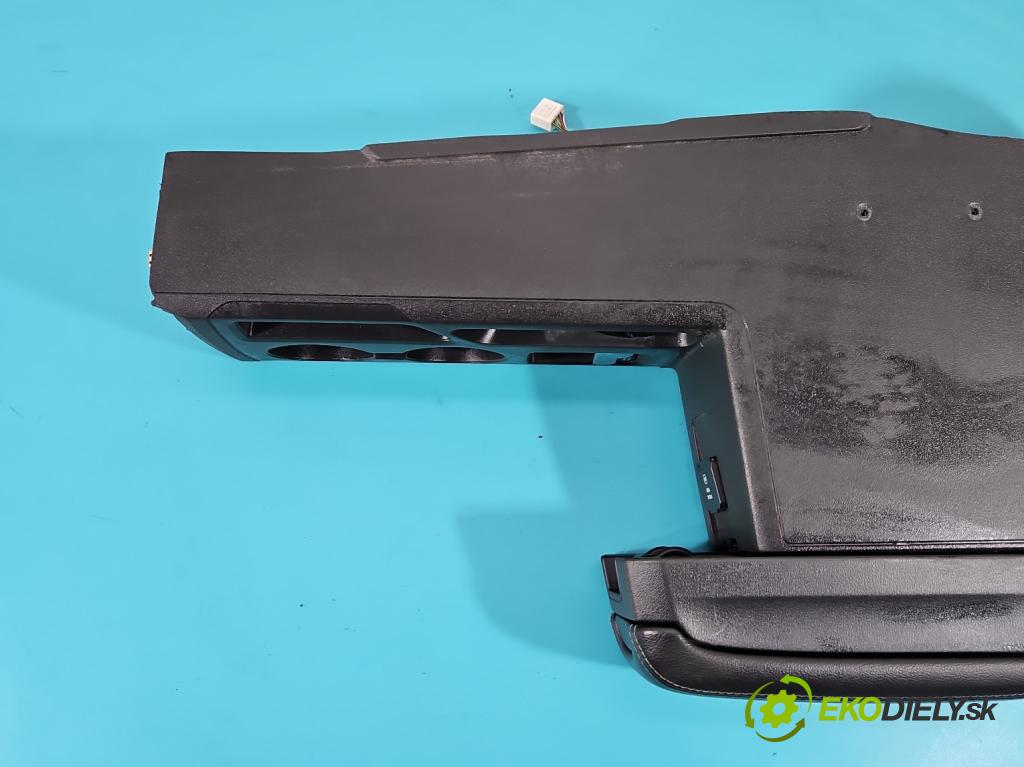 Jeep Compass I 2006-2016 2.4 16V 170 HP automatic 125 kW 2359 cm3 5- operadlo  (Lakťové opierky)