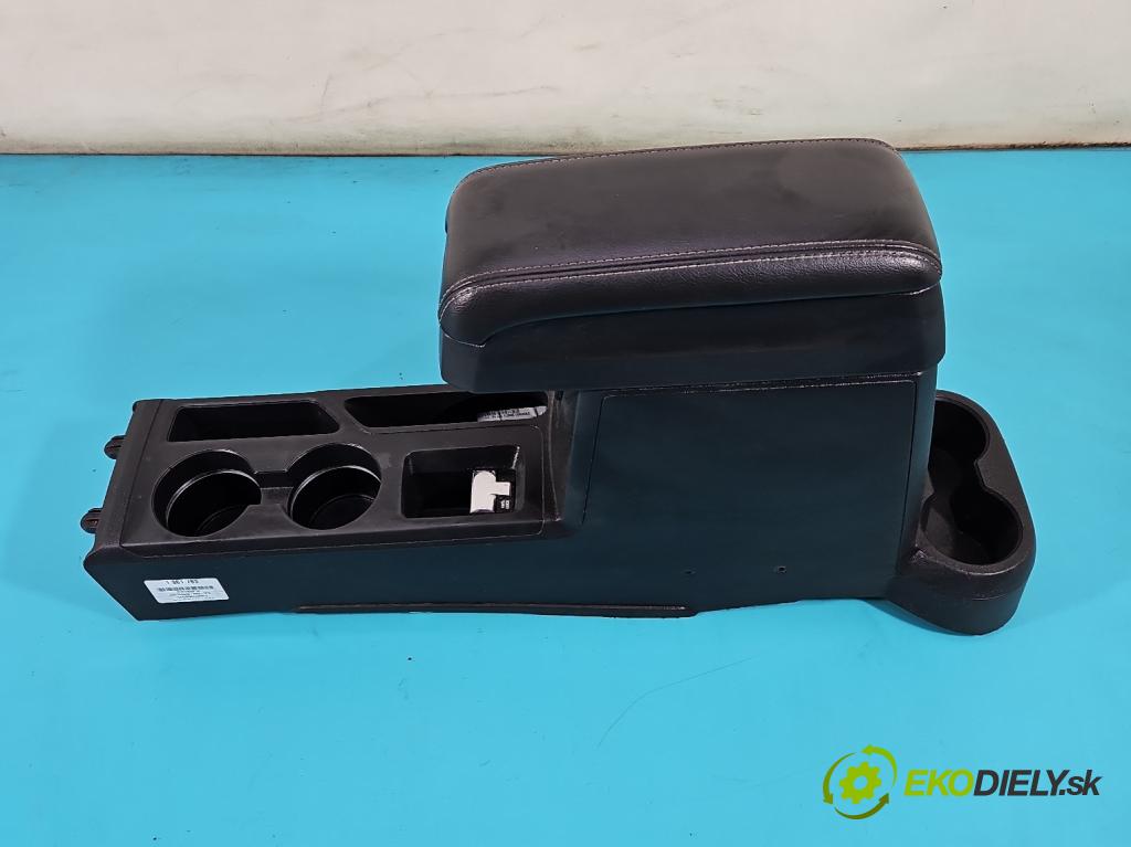 Jeep Compass I 2006-2016 2.4 16V 170 HP automatic 125 kW 2359 cm3 5- operadlo  (Lakťové opierky)