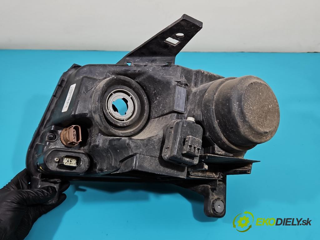 Jeep Compass I 2006-2016 2.4 16V 170 HP automatic 125 kW 2359 cm3 5- Reflektor: pravý 68185340AB (Pravé)