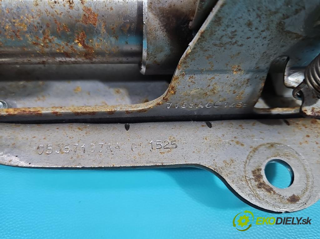 Jeep Compass I 2006-2016 2.4 16V 170 HP automatic 125 kW 2359 cm3 5- Stĺpik volant 04664341AT (Tyč riadenia (volantu))