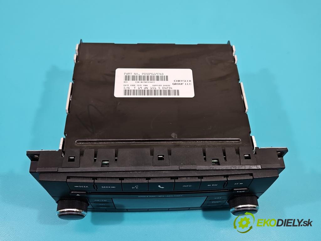 Jeep Compass I 2006-2016 2.4 16V 170 HP automatic 125 kW 2359 cm3 5- Radio originál P05091197AD