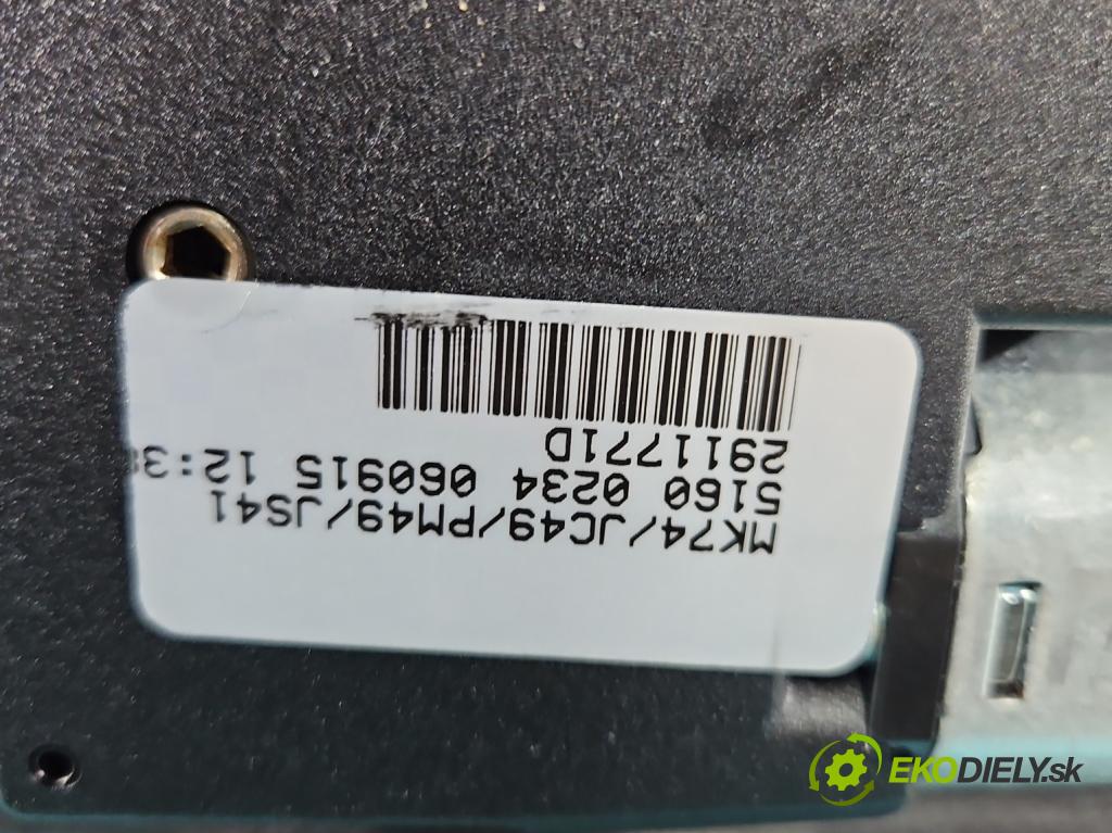 Jeep Compass I 2006-2016 2.4 16V 170 HP automatic 125 kW 2359 cm3 5- Střešní okno:  (Sklá karosérie)