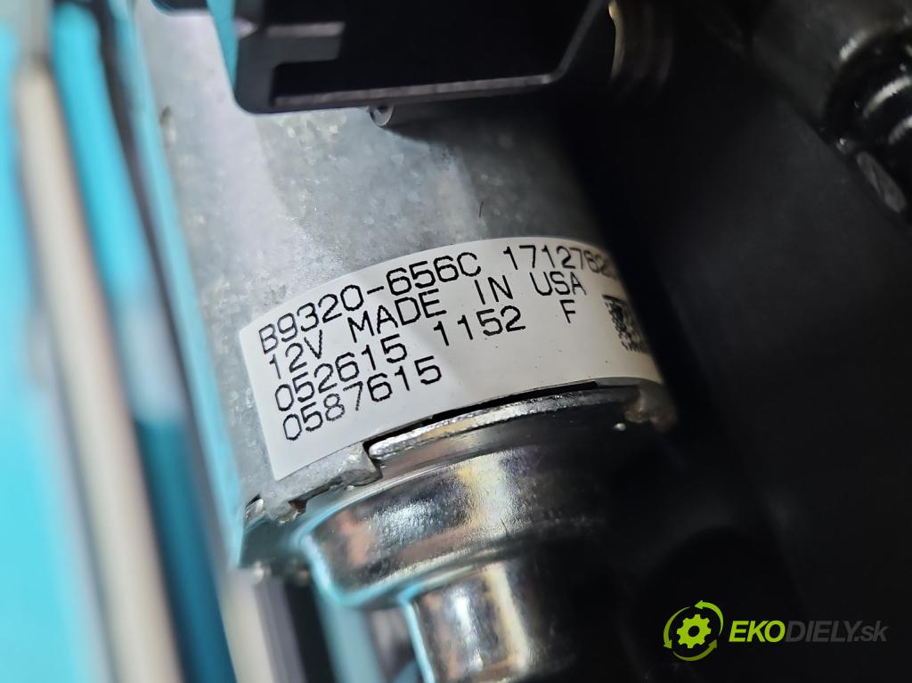 Jeep Compass I 2006-2016 2.4 16V 170 HP automatic 125 kW 2359 cm3 5- Střešní okno:  (Sklá karosérie)