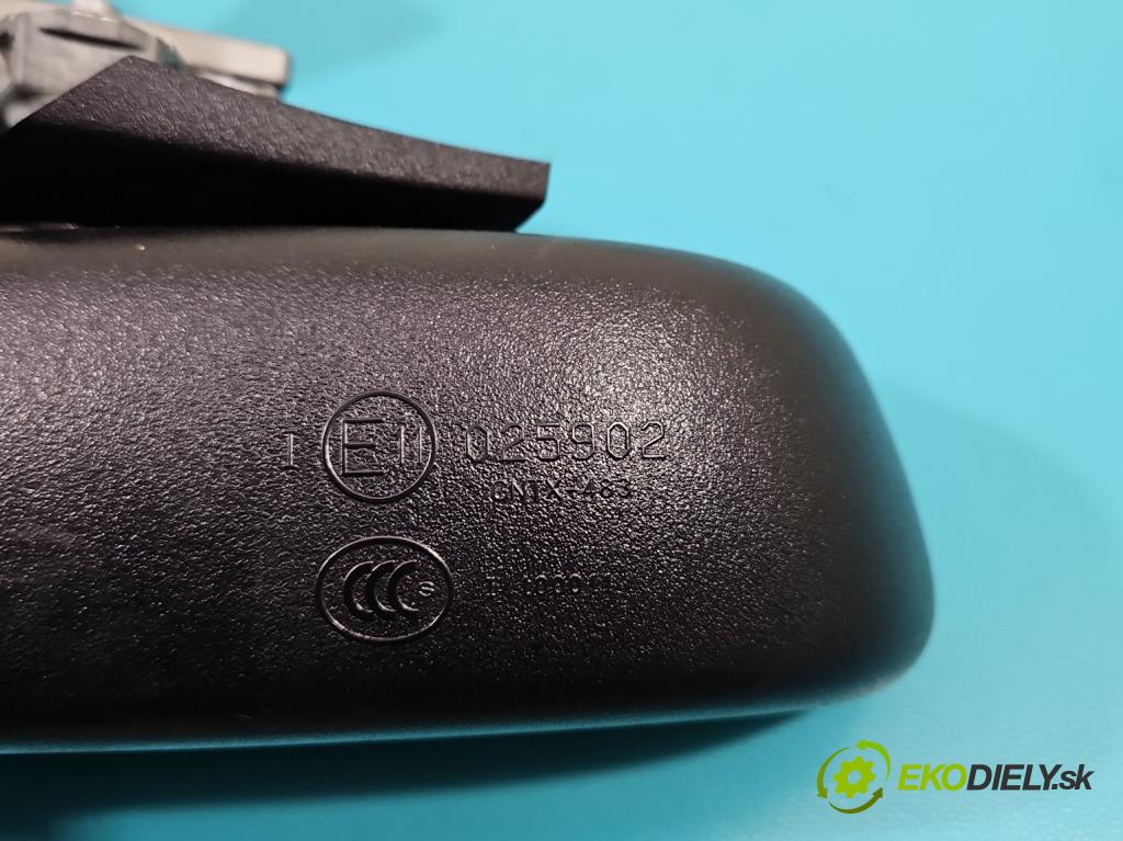 Mercedes E W212 2009-2016 3.0 cdi V6 (642890) 231 hp automatic 170 kW 2987 cm3 4- zpětné zrcátko vnitřní  (Světla vnitřní)