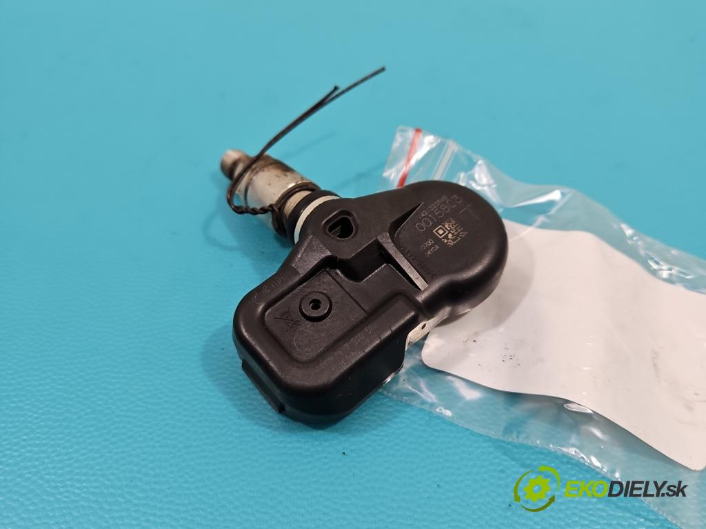 Nissan Juke I 2010-2019 1.2 T 116 hp manual 85 kW 1197 cm3 5- snímač tlaku pneumatika 10R-036201 (Snímače tlaku v pneumatikách)