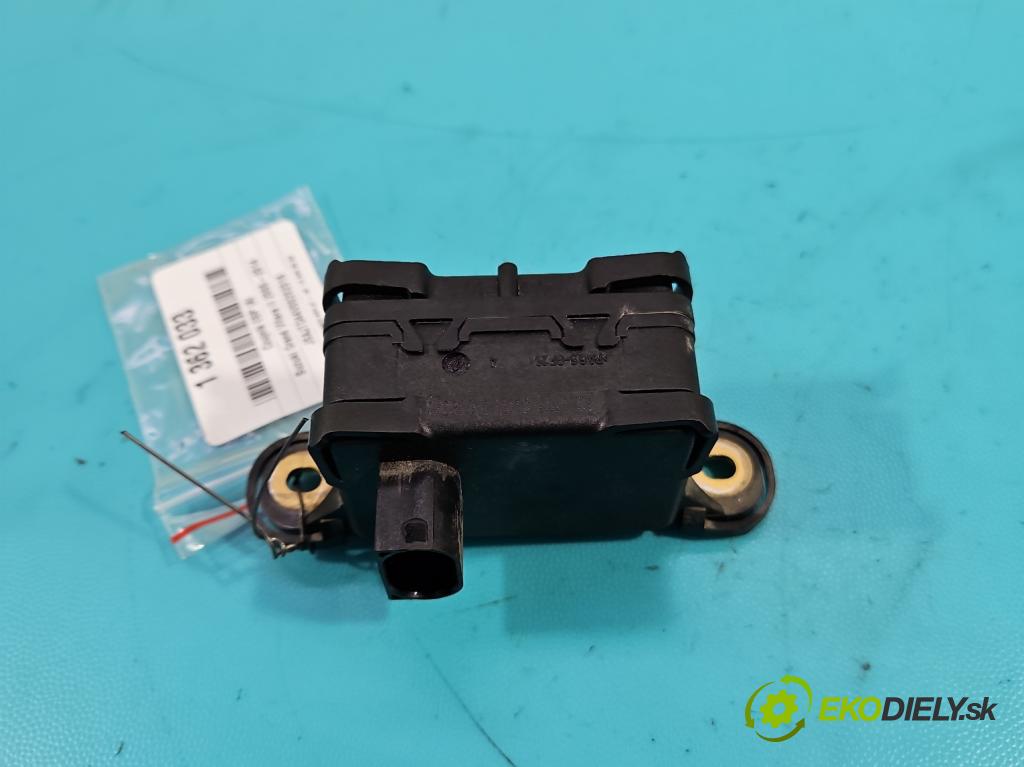 Suzuki Grand Vitara II 2005-2014 1.9 DDiS 129 HP manual 95 kW 1870 cm3 5- snímač ESP 33945-65J0