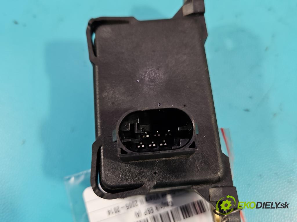 Suzuki Grand Vitara II 2005-2014 1.9 DDiS 129 HP manual 95 kW 1870 cm3 5- snímač ESP 33945-65J0