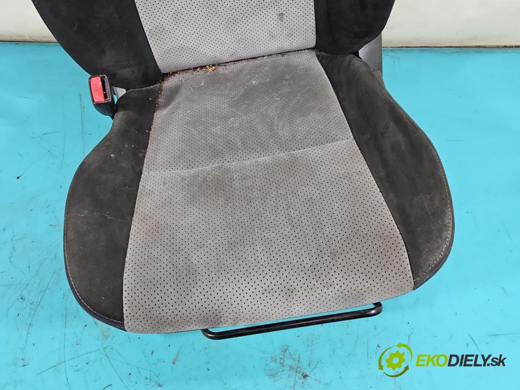 Suzuki Grand Vitara II 2005-2014 1.9 DDiS 129 HP manual 95 kW 1870 cm3 5- Sedačka ľavý  (Sedačky, sedadlá)