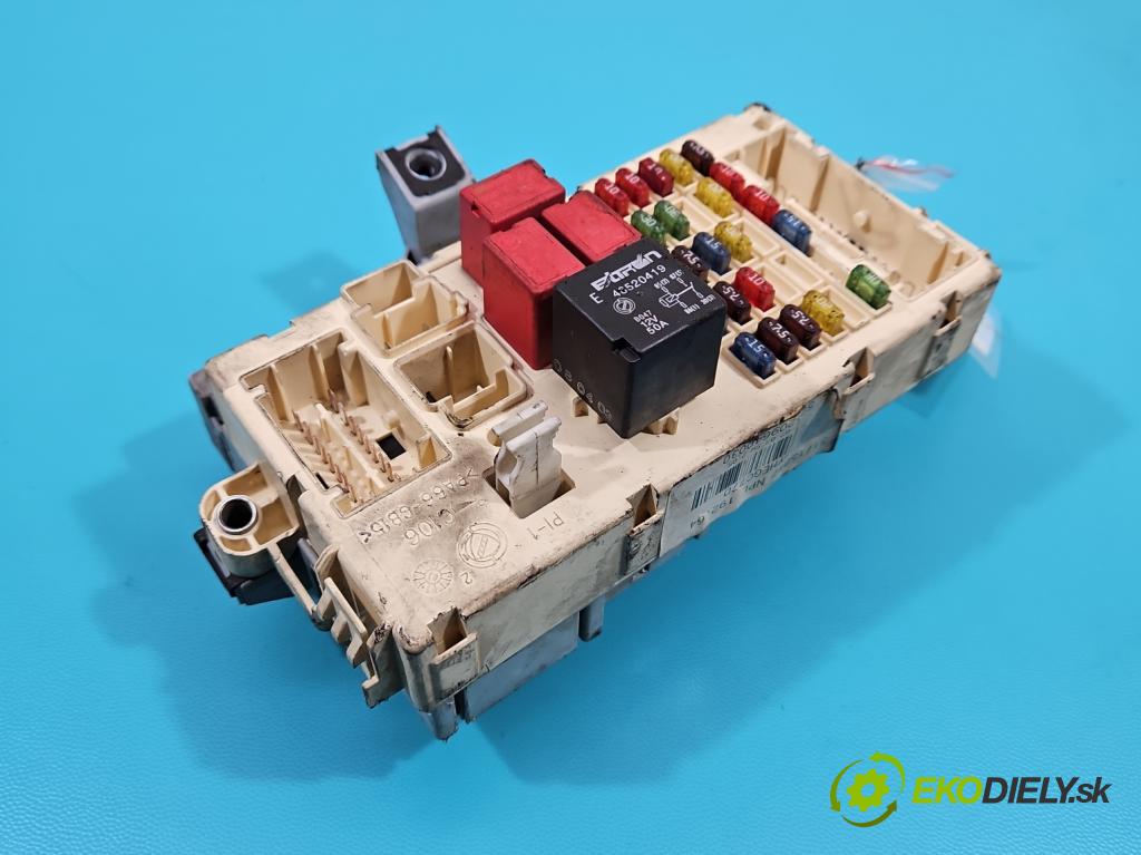 Fiat Stilo 1.9 jtd 80 hp manual 59 kW 1910 cm3 5- skříňka pojistková 51715857NPL (Pojistkové skříňky)