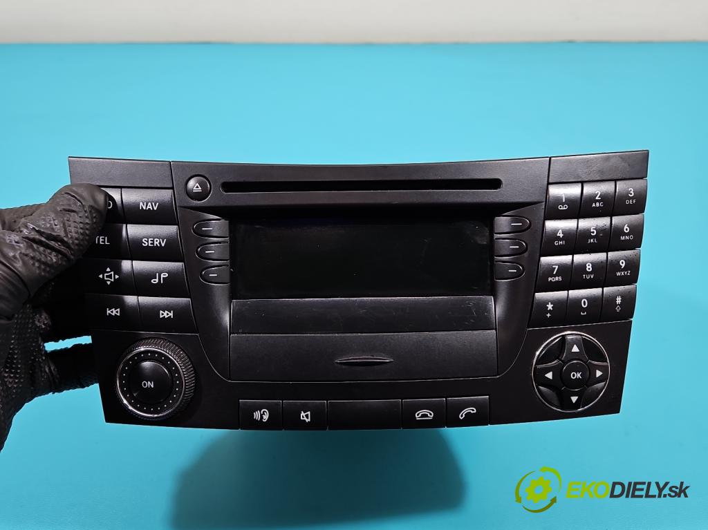 Mercedes E W211 2002-2009 1.8 kompressor 163 HP automatic 120 kW 1796 cm3 4- Radio originál A2118702989001
