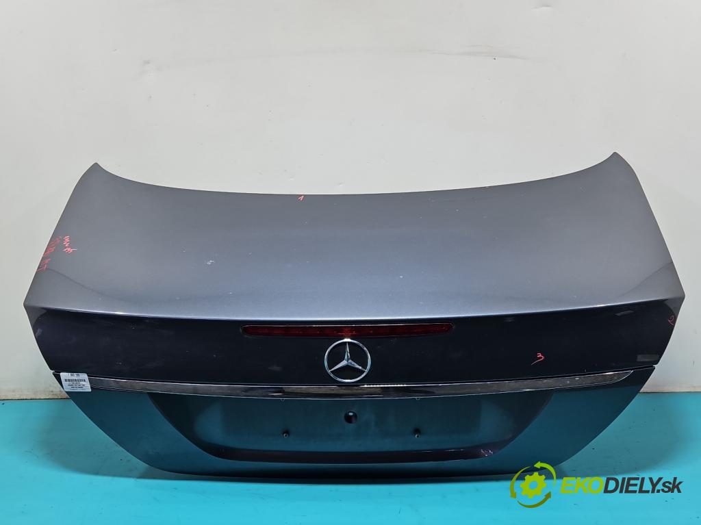 Mercedes E W211 2002-2009 1.8 kompressor 163 hp automatic 120 kW 1796 cm3 4- zadní kufrové dveře  (Zadní kapoty)