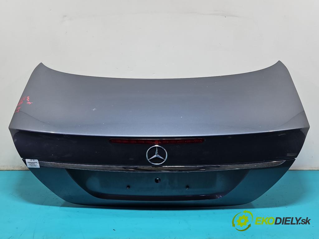 Mercedes E W211 2002-2009 1.8 kompressor 163 hp automatic 120 kW 1796 cm3 4- zadní kufrové dveře  (Zadní kapoty)
