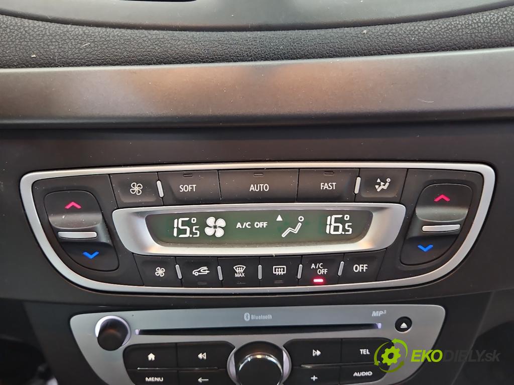 Renault Fluence 1.6 16V 114 HP manual 84 kW 1598 cm3 4- panel kúrenia 275100018R