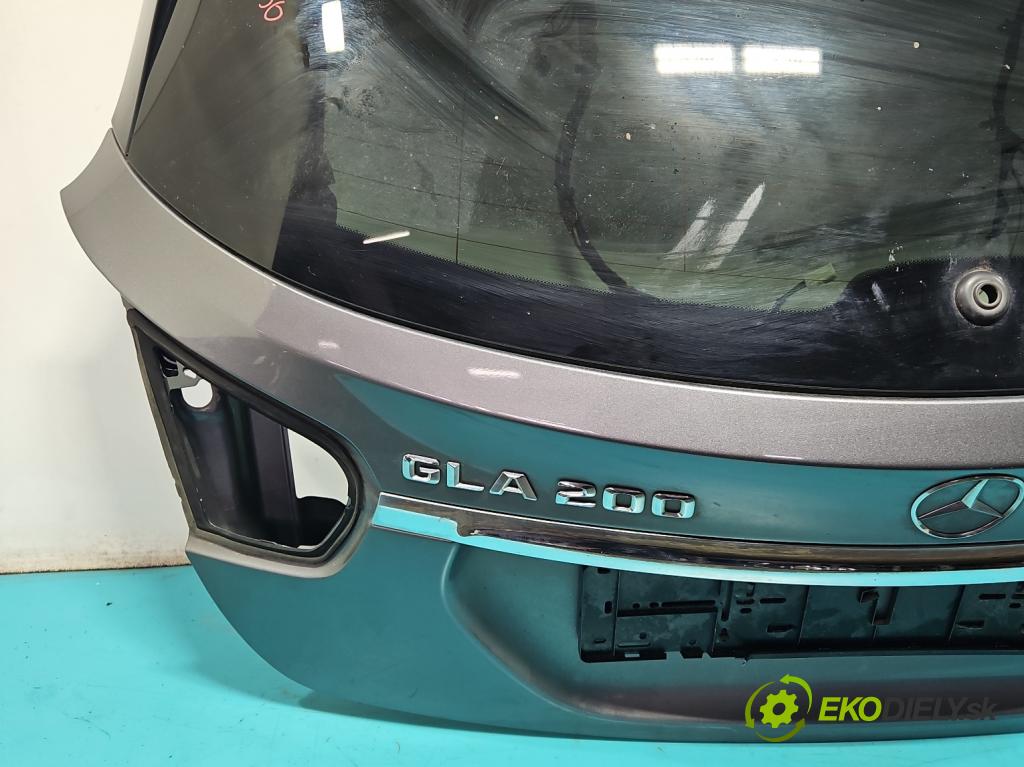 Mercedes GLA X156 2013-2019 1.6 T 156 hp automatic 115 kW 1595 cm3 5- zadní kufrové dveře  (Zadní kapoty)