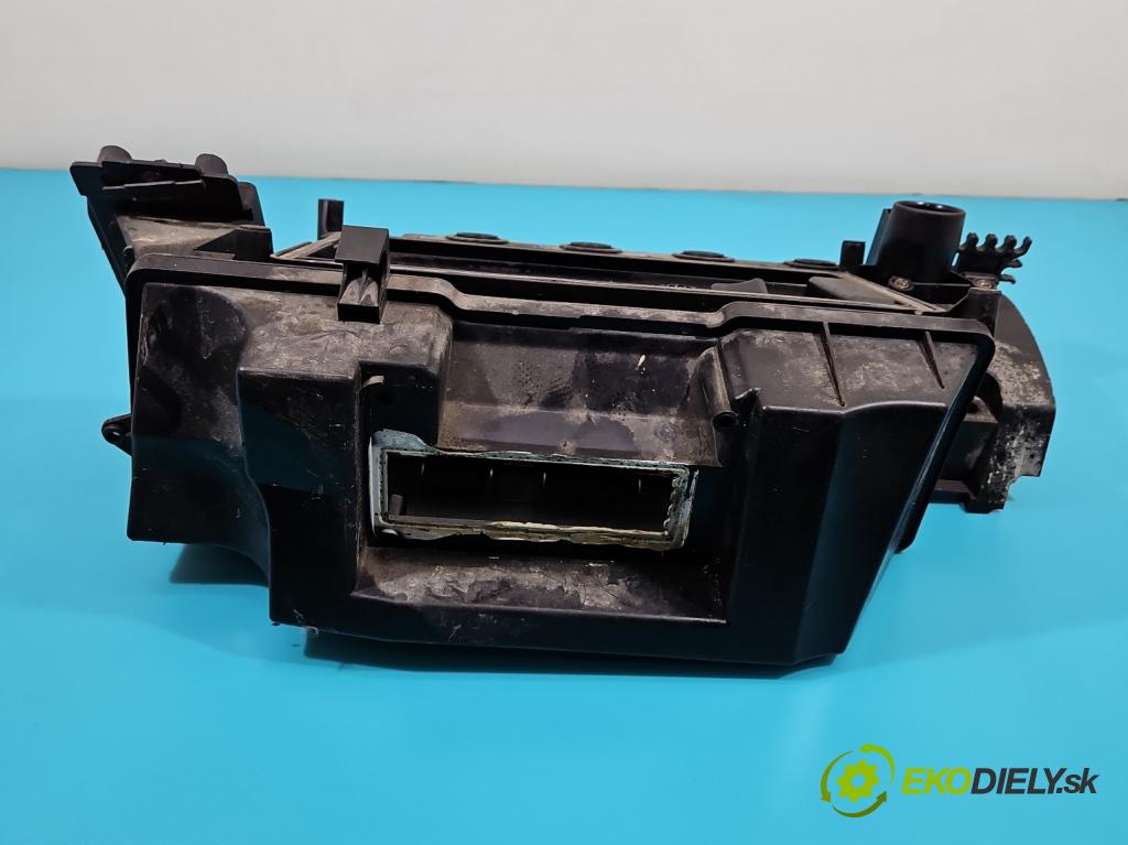 Renault Clio II 1998-2012 1,2.0 16V 75 HP manual 55 kW 1149 cm3 5- kryt ventil 8200120140 (Veko (kryt) ventilov)