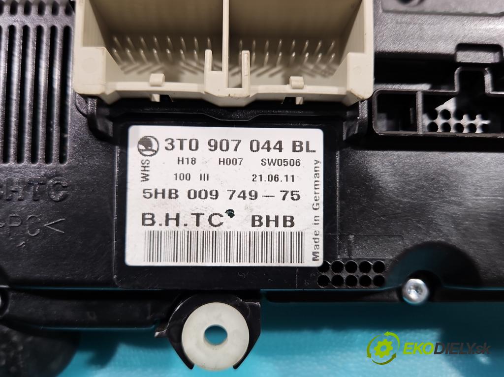 Skoda Superb II 2008-2015 2.0 TDI 140 HP manual 103 kW 1968 cm3 4- panel kúrenia 3T0907044BL