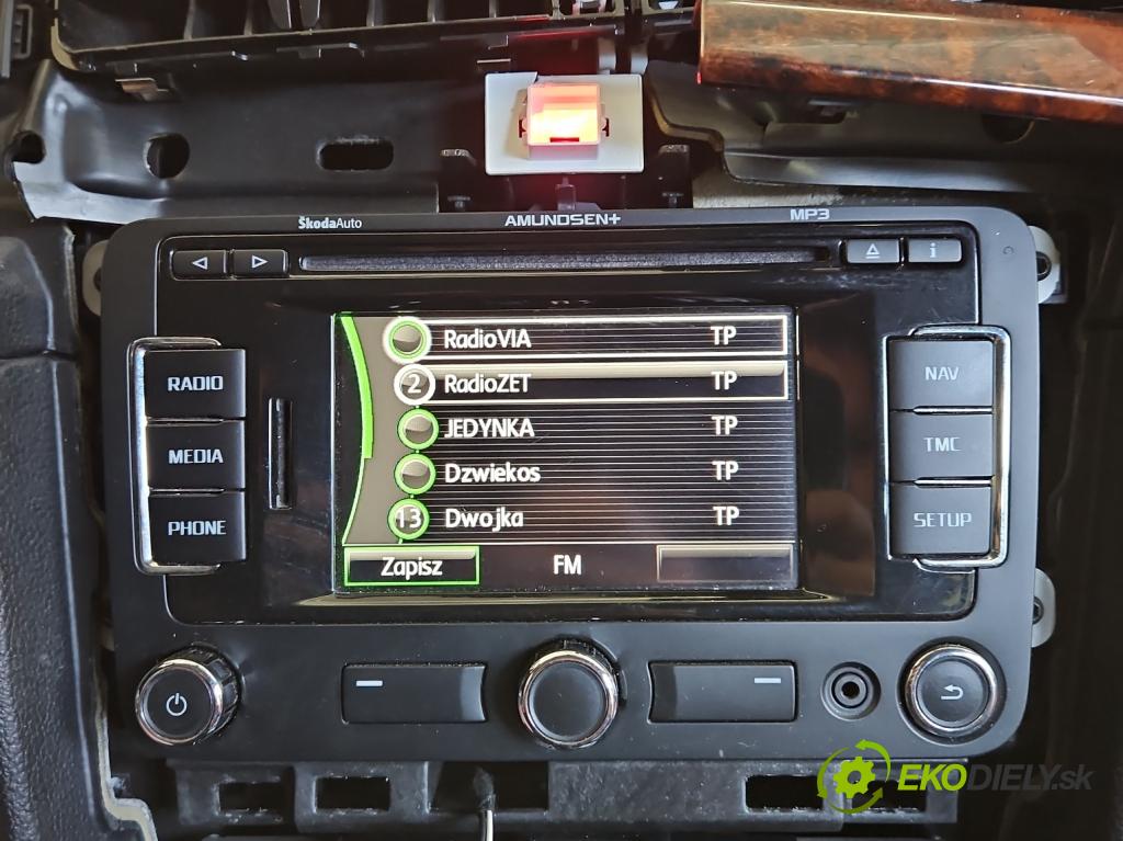 Skoda Superb II 2008-2015 2.0 TDI 140 HP manual 103 kW 1968 cm3 4- Radio originál 3T0035192A