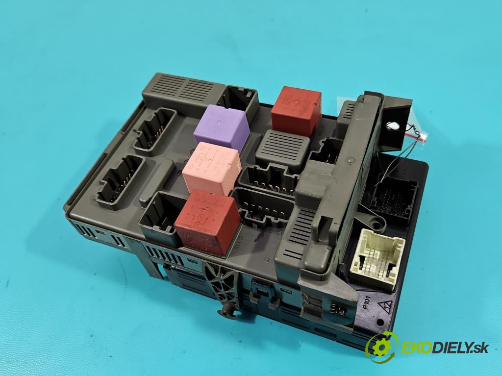 Renault Laguna II 2001-2007 1.6 16V 111KM manual 82 kW 1598 cm3 5- riadiaca jednotka ostatné 8200482048