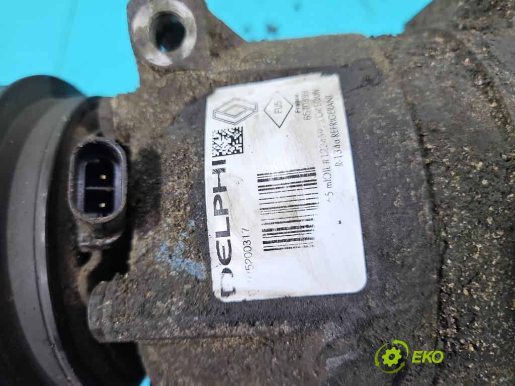 Renault Laguna II 2001-2007 1.6 16V 111KM manual 82 kW 1598 cm3 5- čerpadlo klimatizácie 1135321