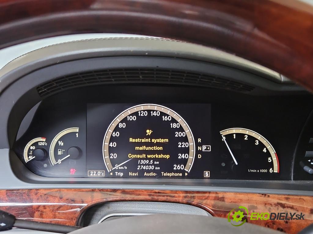 Mercedes S W221 2005-2013 3.0 CDI 235 HP automatic 173 kW 2987 cm3 4- prístrojovka/ budíky A2215405448 (Prístrojové dosky, displeje)