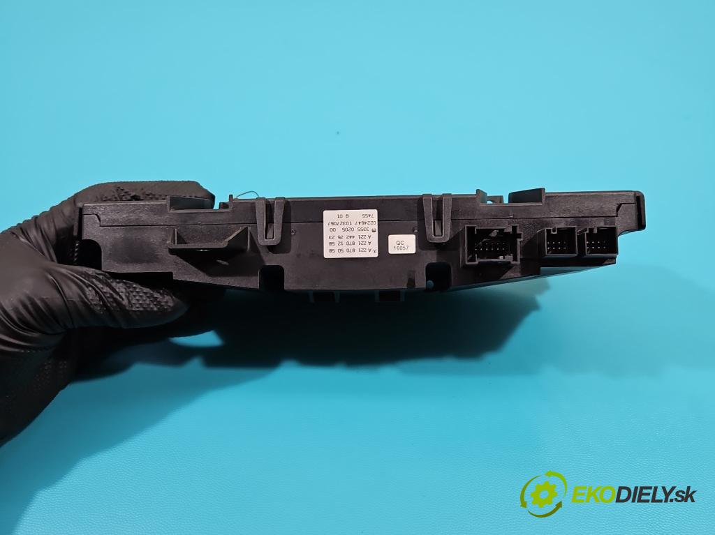 Mercedes S W221 2005-2013 3.0 CDI 235 HP automatic 173 kW 2987 cm3 4- panel kúrenia A2218705058