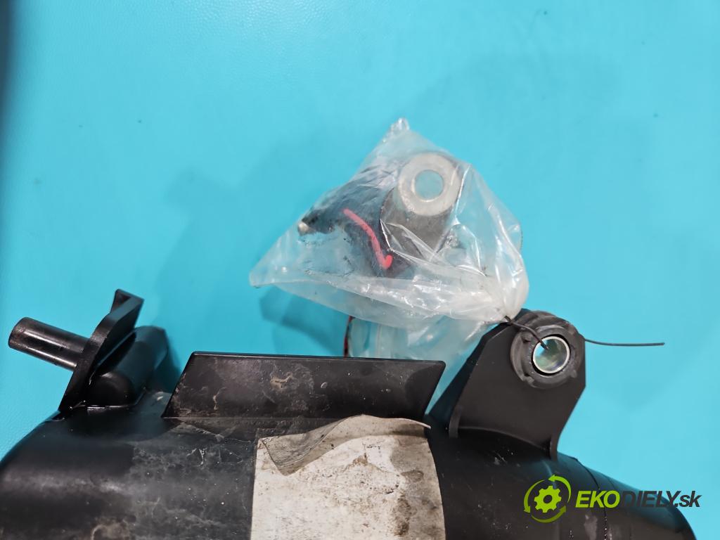 Isuzu D-Max II 2011-2019 2.5 crdi 163 hp automatic 120 kW 2499 cm3 5- Intercooler  (Chladiče nasávaného vzduchu (intercoolery))