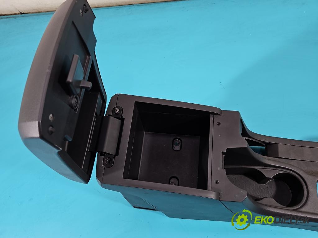 Isuzu D-Max II 2011-2019 2.5 crdi 163 HP automatic 120 kW 2499 cm3 5- operadlo F1505029BH1-11 (Lakťové opierky)