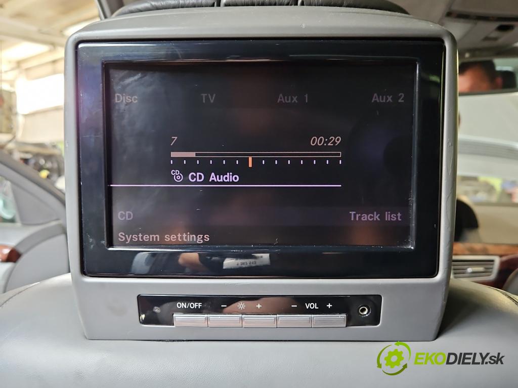 Mercedes S W221 2005-2013 3.0 CDI 235 HP automatic 173 kW 2987 cm3 4- Zobrazit:  (Prístrojové dosky, displeje)