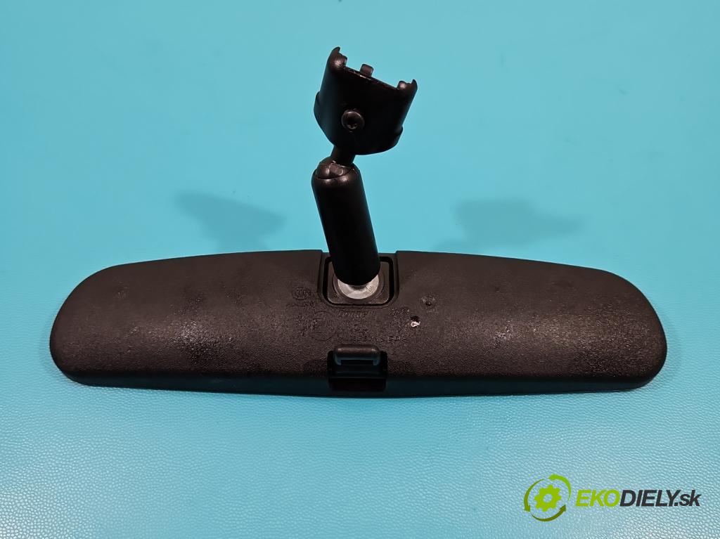 Isuzu D-Max II 2011-2019 2.5 crdi 163 hp automatic 120 kW 2499 cm3 5- zpětné zrcátko vnitřní  (Světla vnitřní)