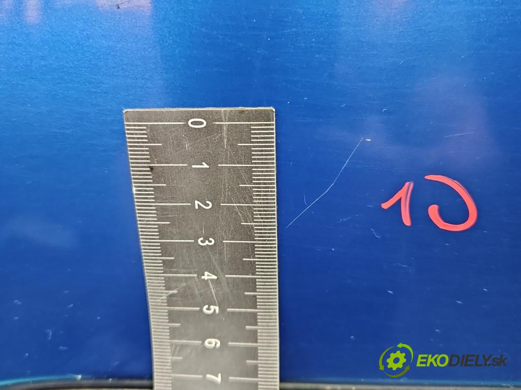 Peugeot 307 2.0 hdi 107 HP manual 79 kW 1997 cm3 5- zadní kufrové dveře  (Zadní kapoty)