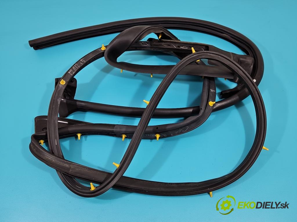 Isuzu D-Max II 2011-2019 2.5 crdi 163 hp automatic 120 kW 2499 cm3 5- Těsnění: dveře zadní levé  (Ostatní)