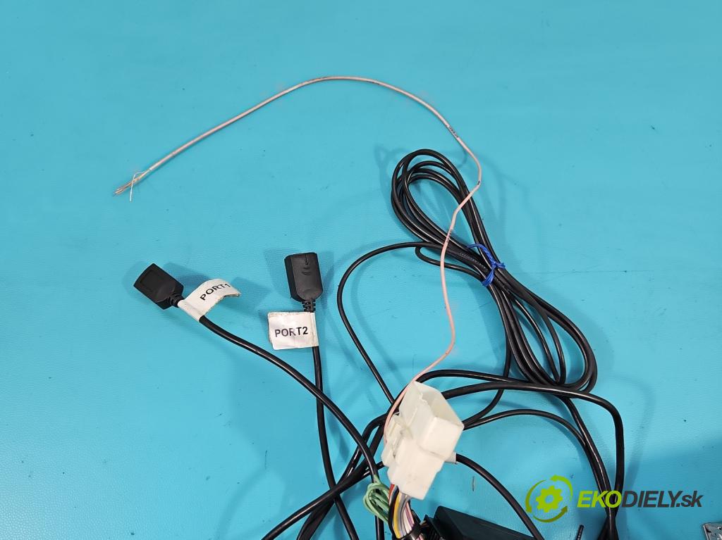 Isuzu D-Max II 2011-2019 2.5 crdi 163 HP automatic 120 kW 2499 cm3 5- Radio AVIC-F970BT