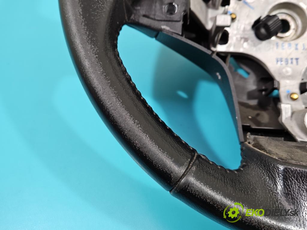 Isuzu D-Max II 2011-2019 2.5 crdi 163 HP automatic 120 kW 2499 cm3 5- volant  (Volanty)