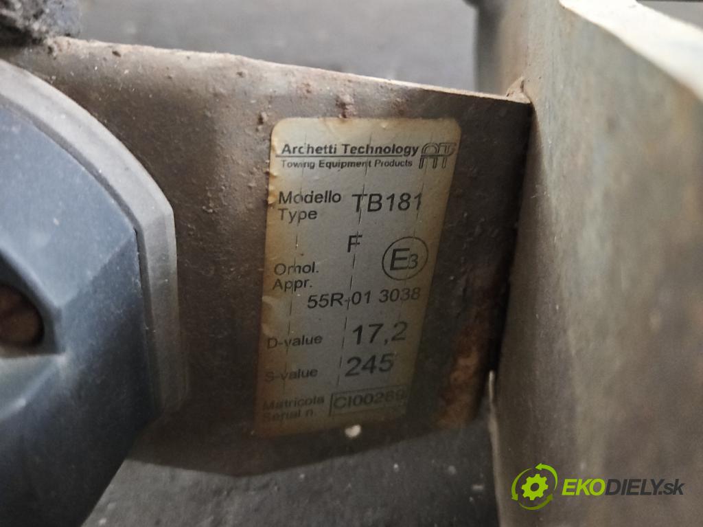 Isuzu D-Max II 2011-2019 2.5 crdi 163 hp automatic 120 kW 2499 cm3 5- oko tažné  (Tažná zařízení)