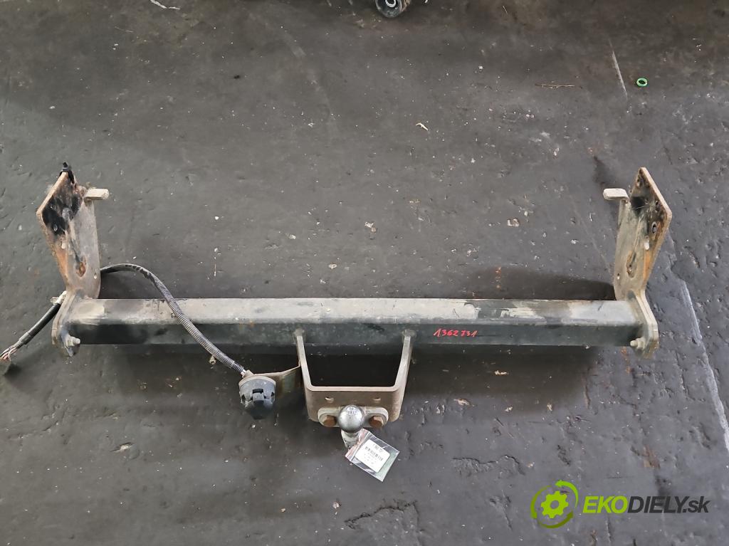 Isuzu D-Max II 2011-2019 2.5 crdi 163 hp automatic 120 kW 2499 cm3 5- oko tažné  (Tažná zařízení)