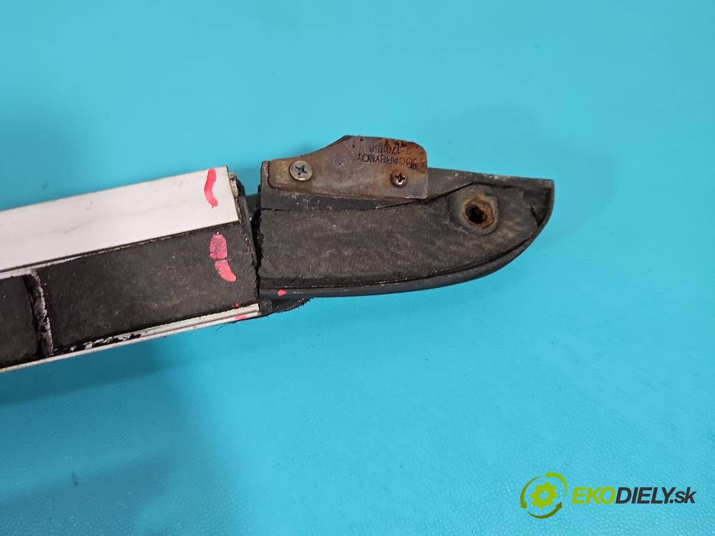 Isuzu D-Max II 2011-2019 2.5 crdi 163 HP automatic 120 kW 2499 cm3 5- roleta 017 (Rolety kufra)