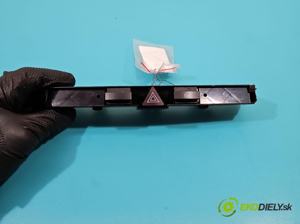 Opel Zafira B 2005-2014 1.9 CDTI 120 hp manual 88 kW 1910 cm3 5- Přepínač 13100105