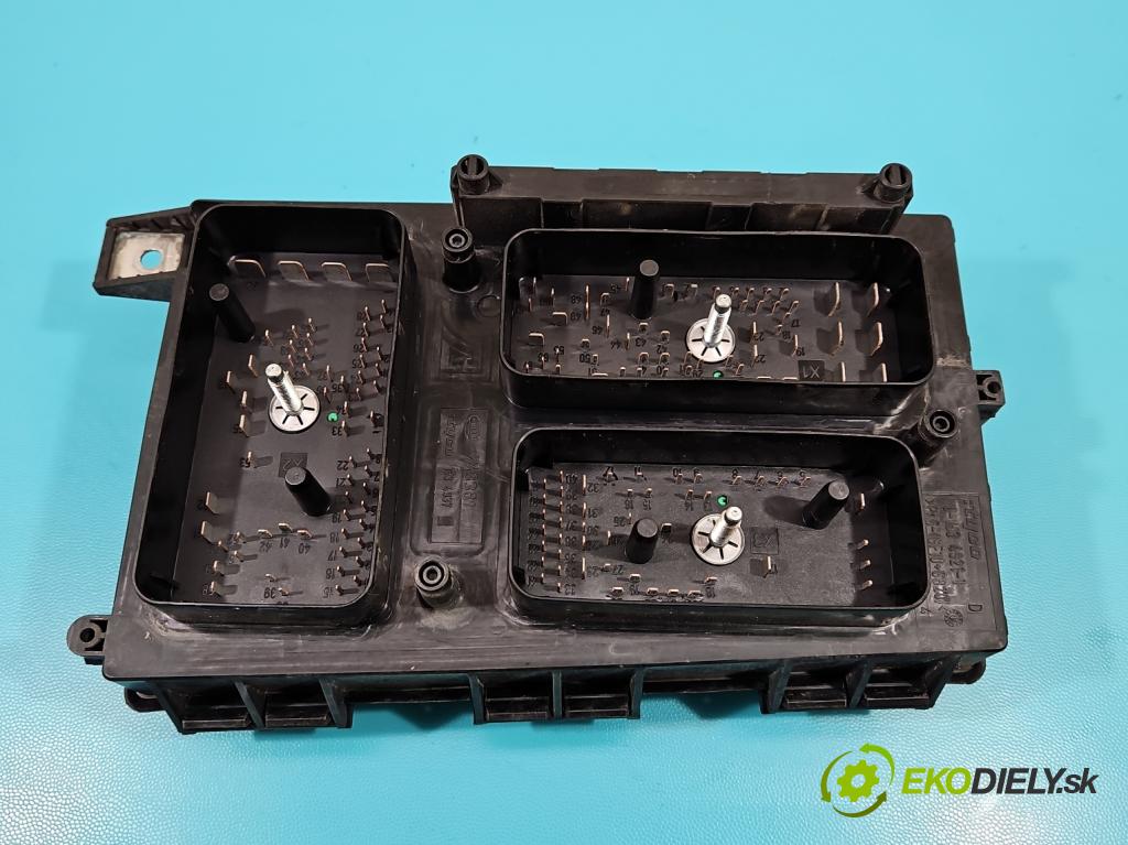 Opel Zafira B 2005-2014 1.9 CDTI 120 hp manual 88 kW 1910 cm3 5- skříňka pojistková 13206754 (Pojistkové skříňky)