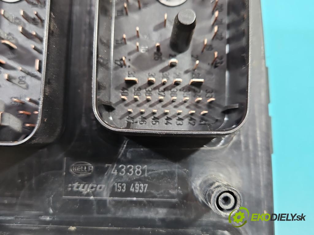 Opel Zafira B 2005-2014 1.9 CDTI 120 hp manual 88 kW 1910 cm3 5- skříňka pojistková 13206754 (Pojistkové skříňky)